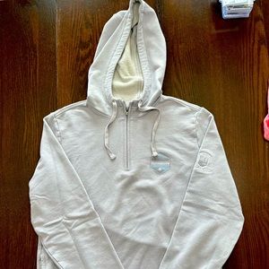 Men’s Travis Mathew Hoodie 1/4 zip size L